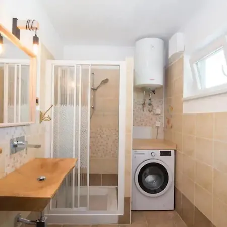 Apartman Solmar, With Big Terrace Near Nature *