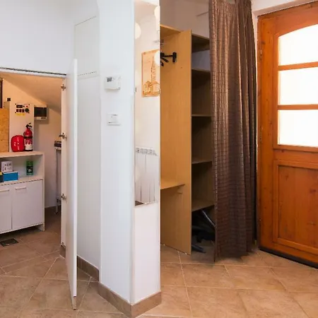 Apartman Solmar, With Big Terrace Near Nature *