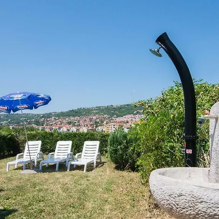 Solmar, With Big Terrace Near Nature Apartman