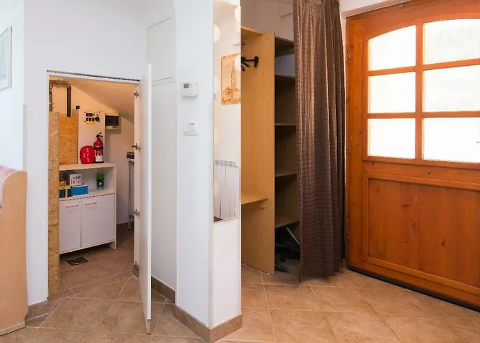 Appartement Solmar, With Big Terrace Near Nature *