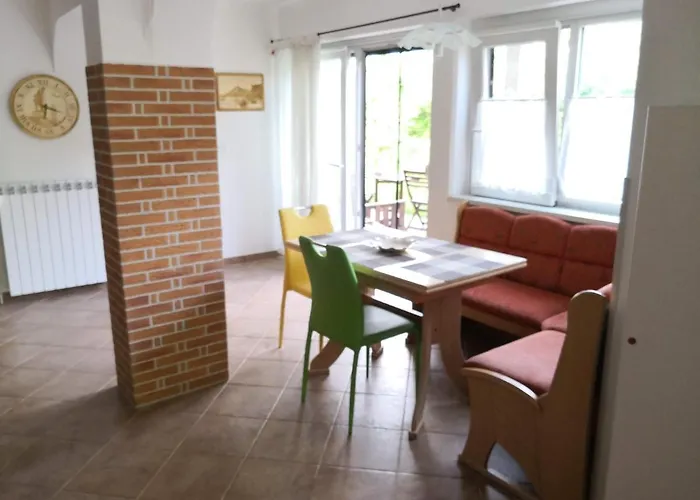 Appartement Solmar, With Big Terrace Near Nature Portorož