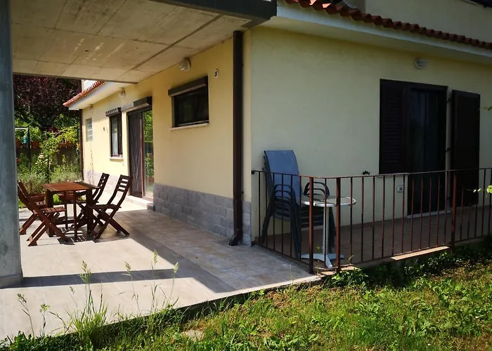 Solmar, With Big Terrace Near Nature Apartmán *